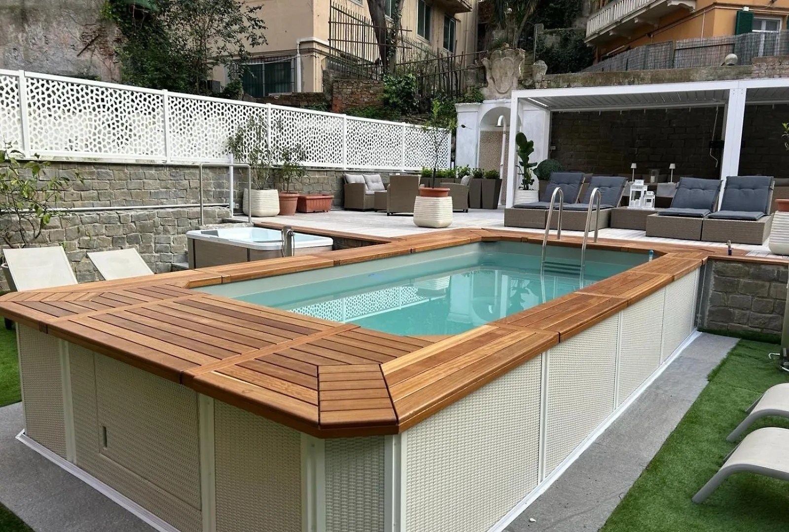 Domus Aquae Rooms & Wellness Spa Cenova Konukevi