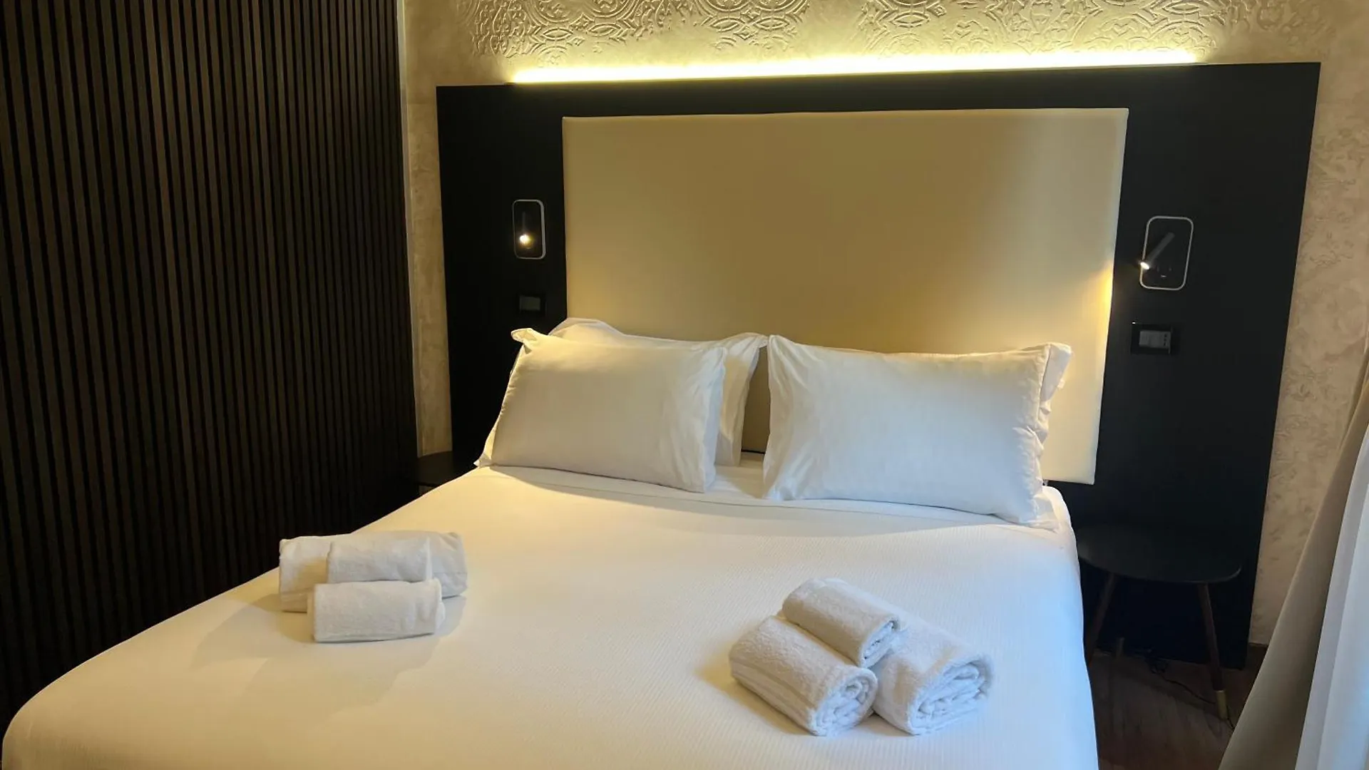 Domus Aquae Rooms & Wellness Spa Genoa 0*,  Italy