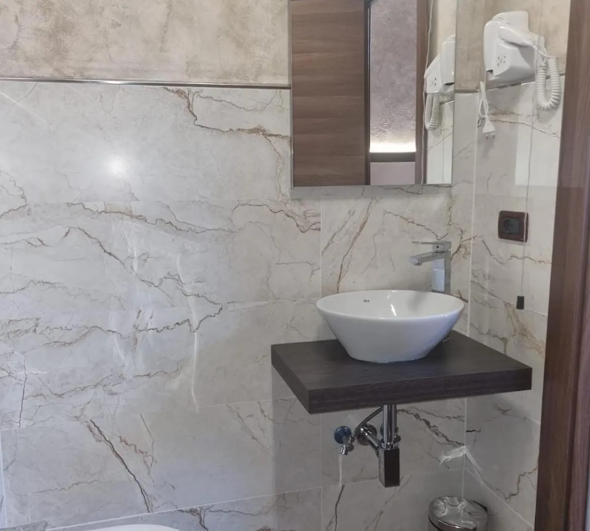 Domus Aquae Rooms & Wellness Spa Genoa 0*,  Italy