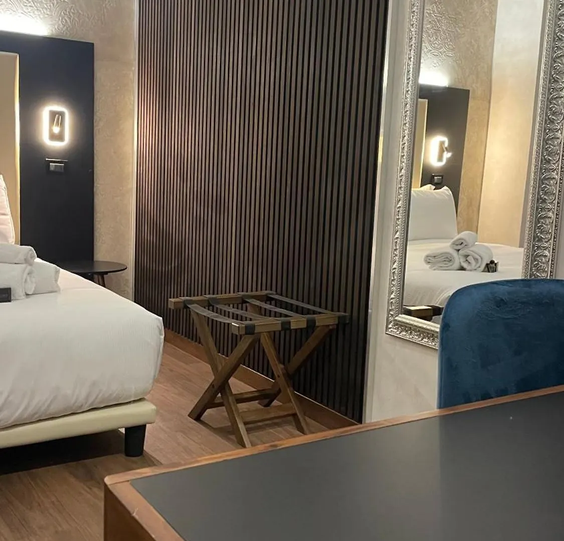 Domus Aquae Rooms & Wellness Spa Genoa 0*,  Italy
